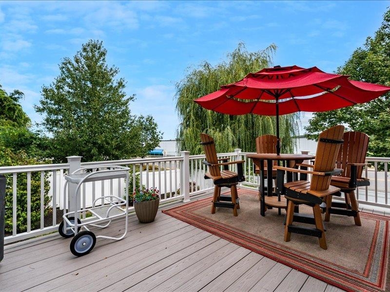 87 South Main Street