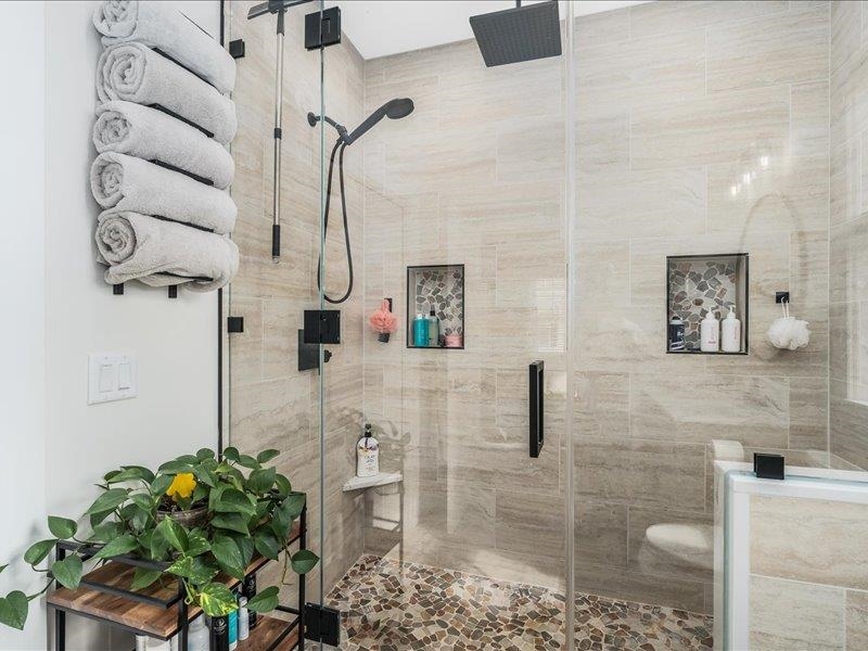 87 South Main Street