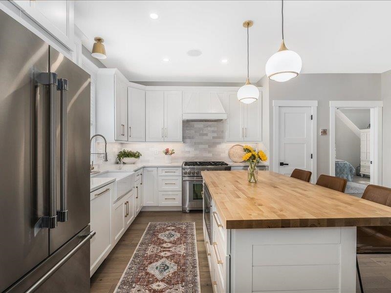 87 South Main Street