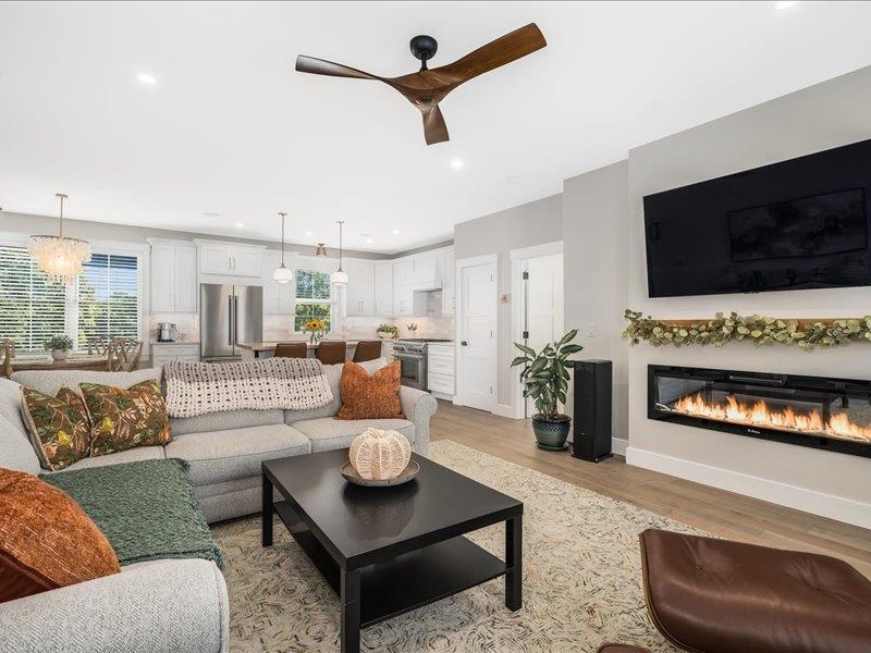 87 South Main Street