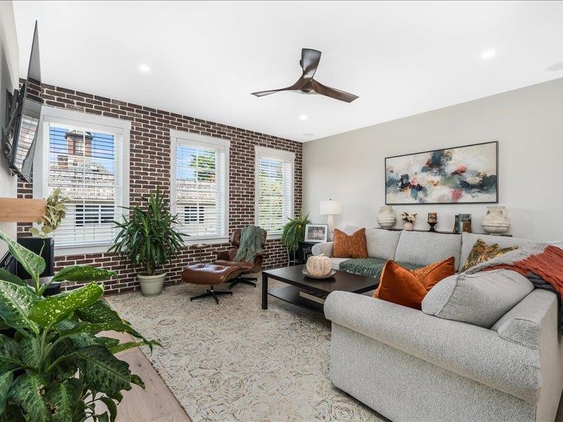 87 South Main Street