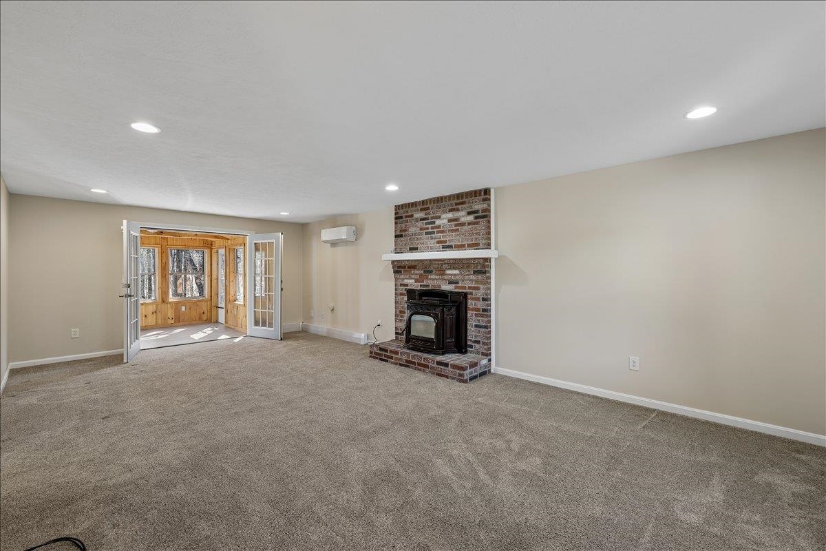 8 Spillway Lane