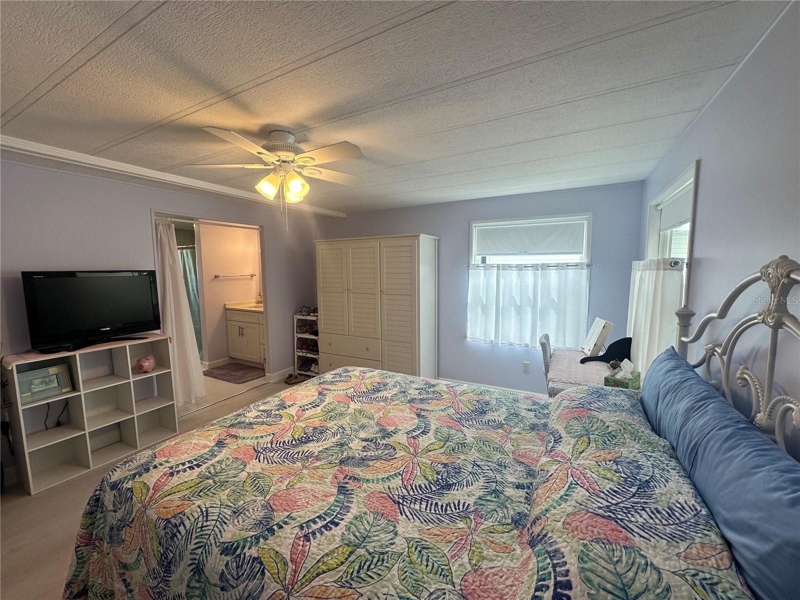 560 ORIENTAL POPPY DR