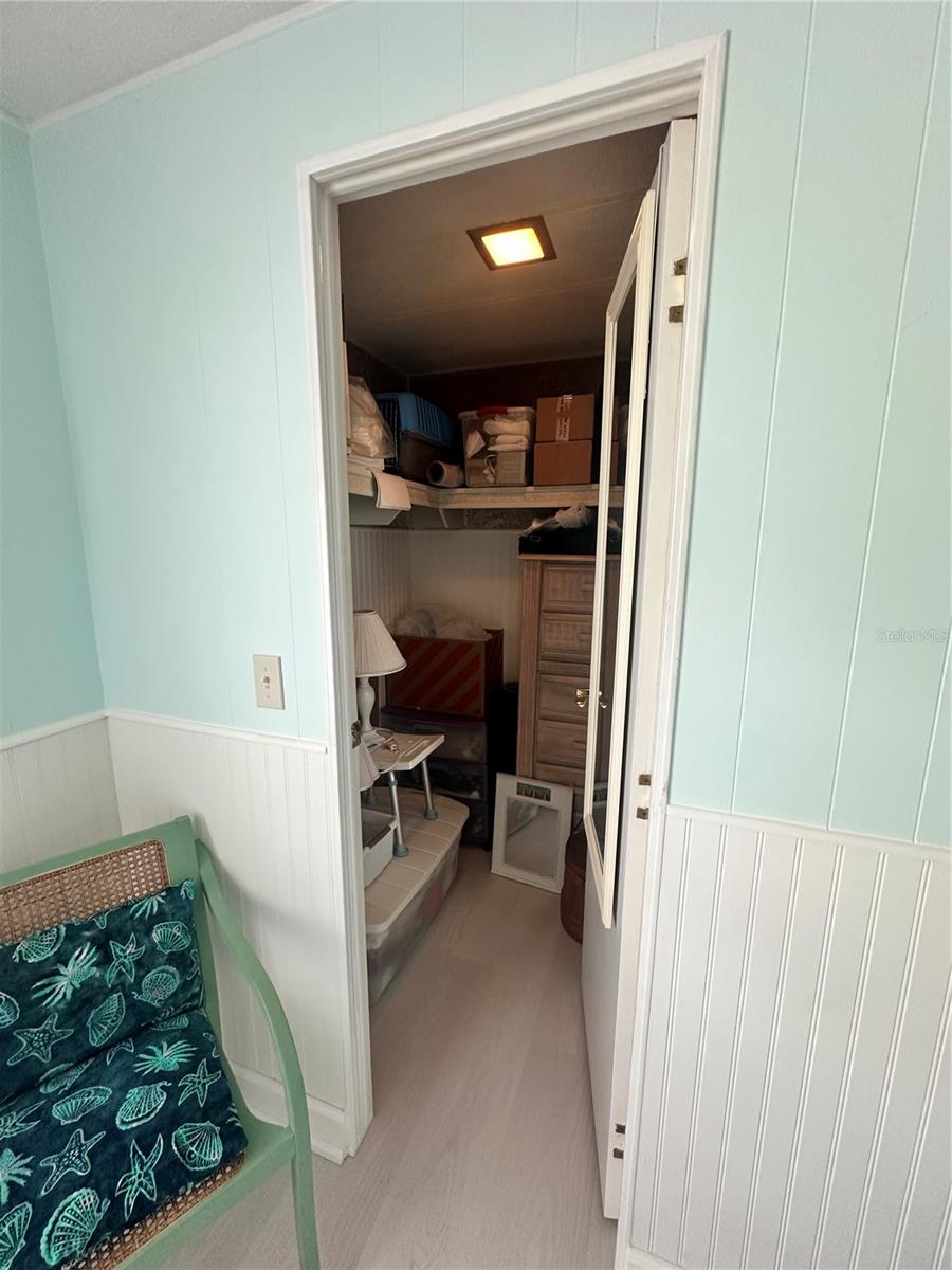 560 ORIENTAL POPPY DR