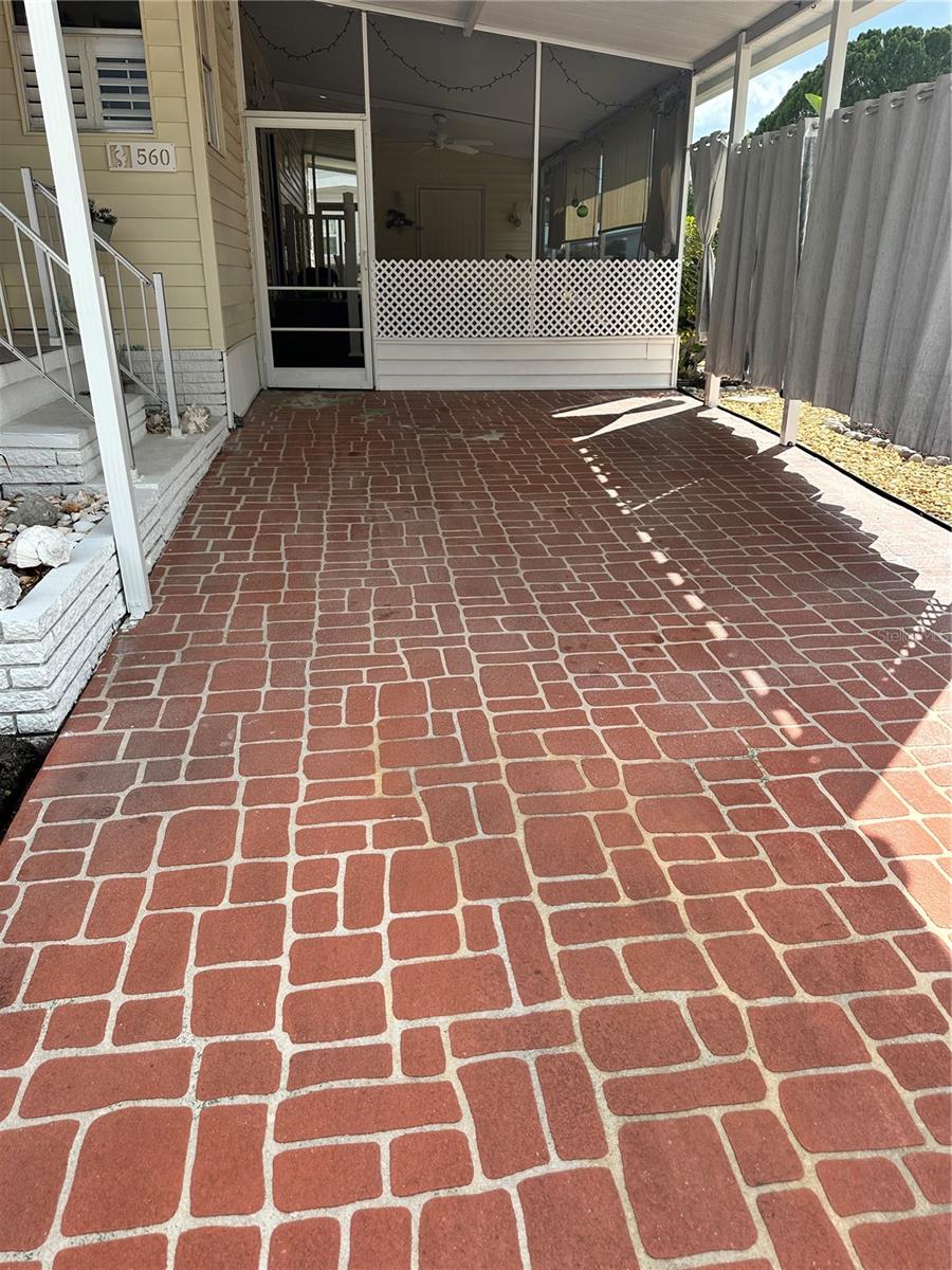 560 ORIENTAL POPPY DR