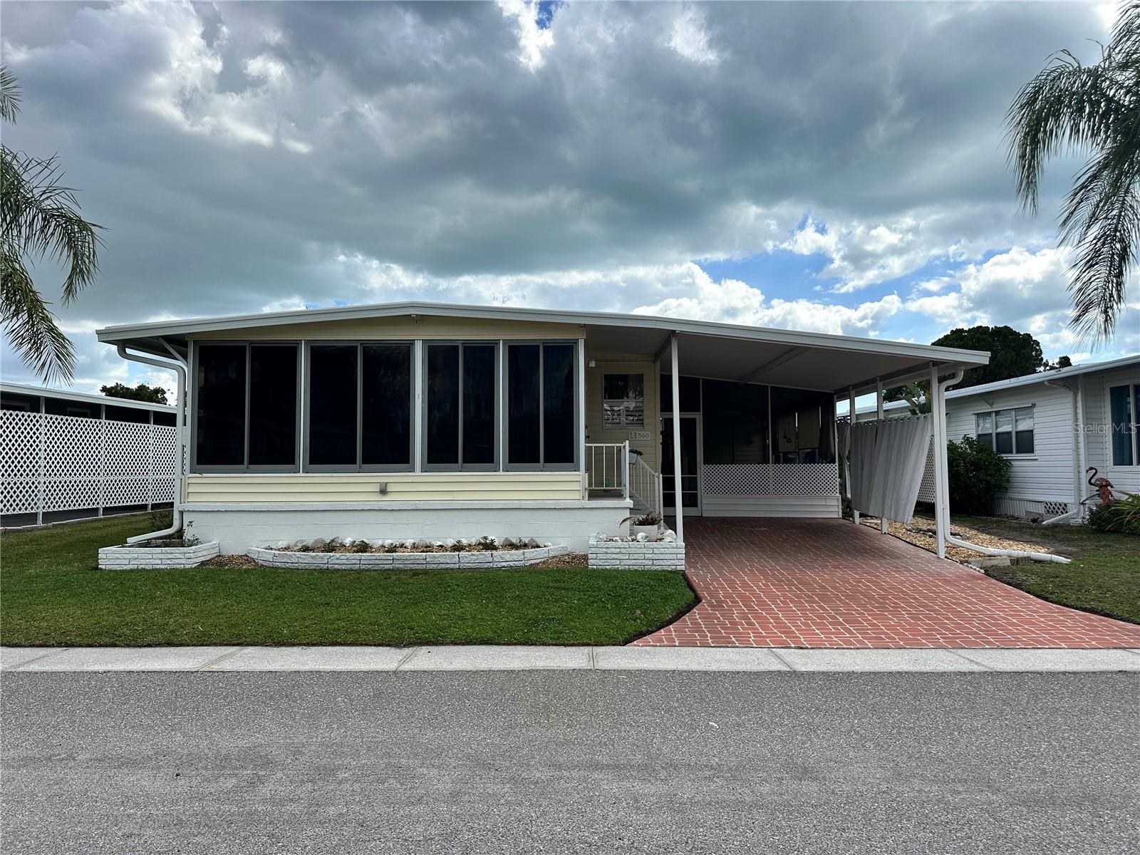 560 ORIENTAL POPPY DR