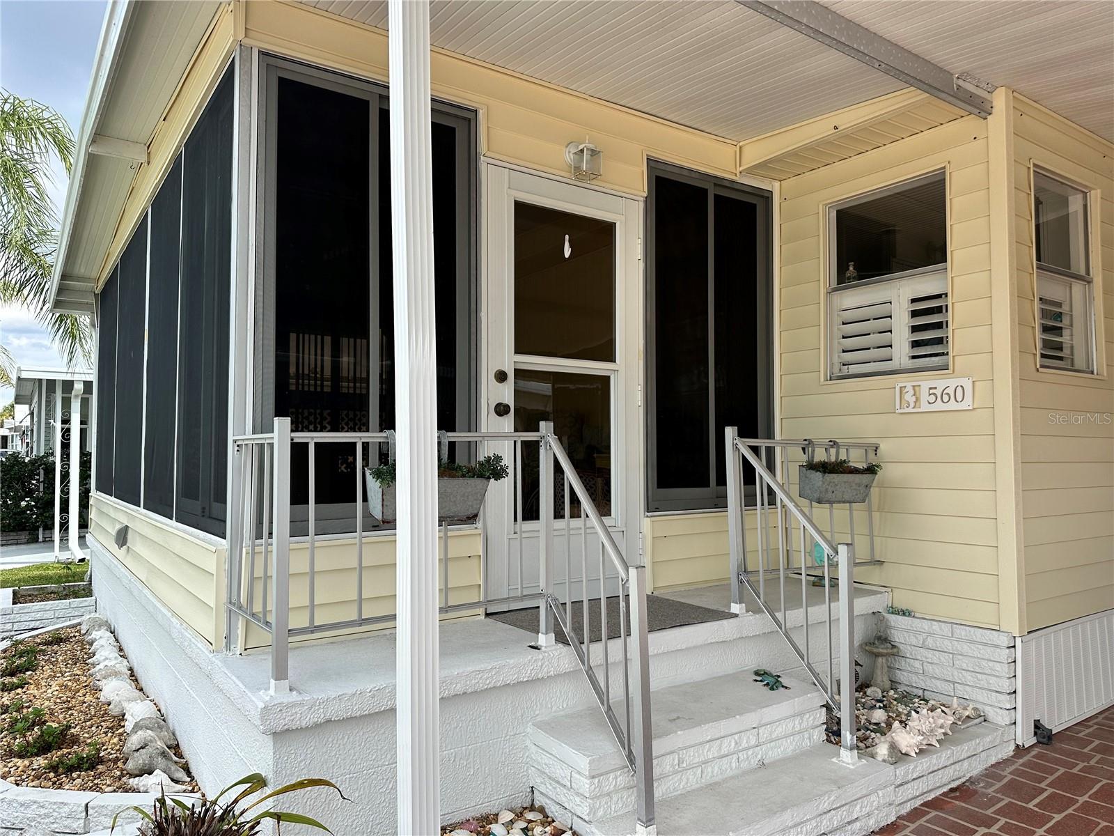 560 ORIENTAL POPPY DR