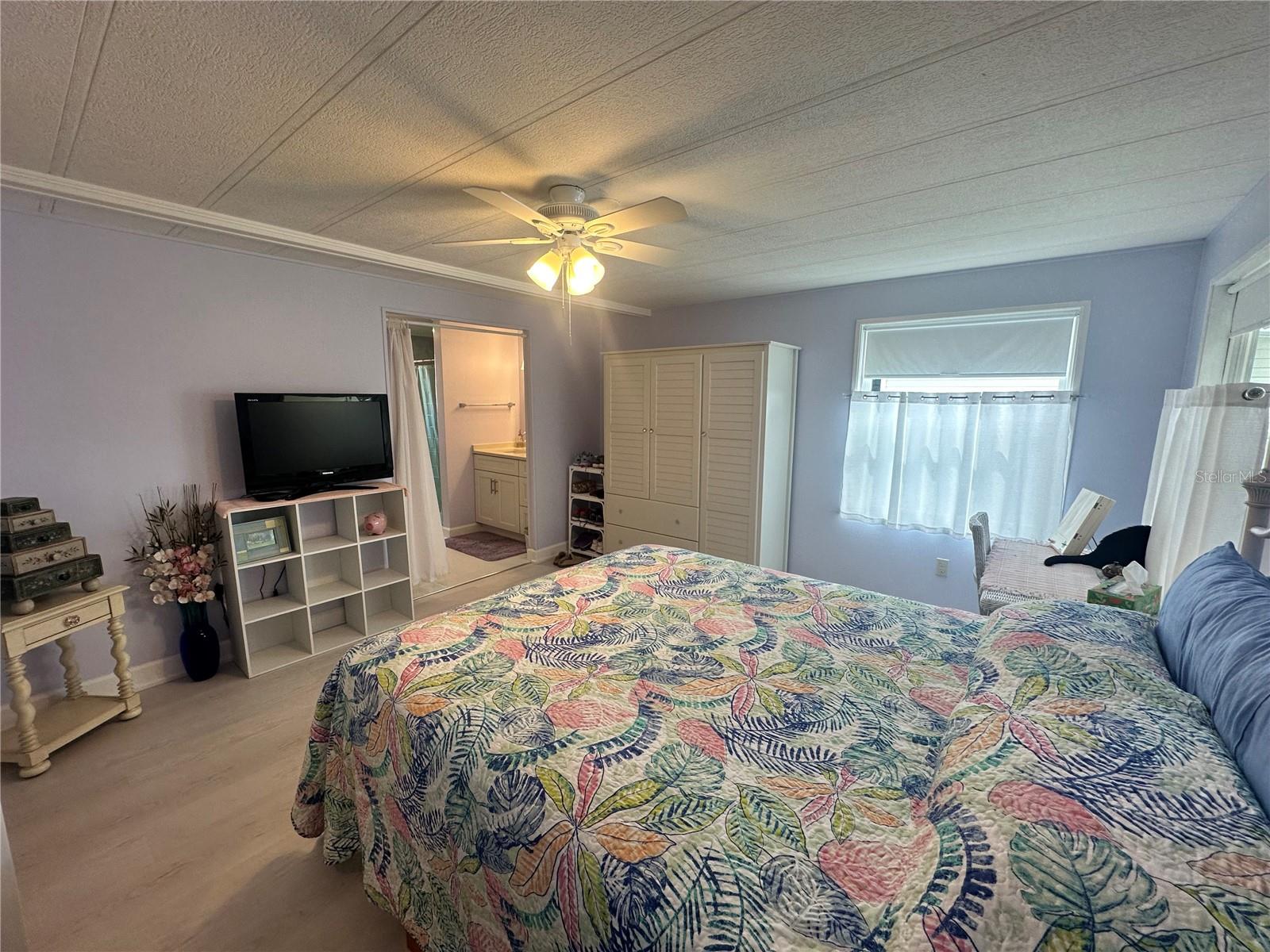 560 ORIENTAL POPPY DR