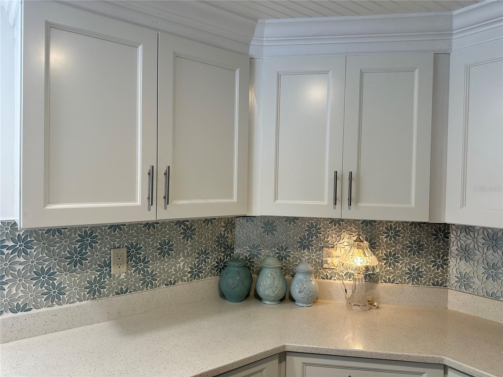 560 ORIENTAL POPPY DR