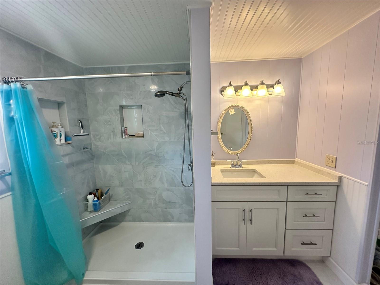 560 ORIENTAL POPPY DR