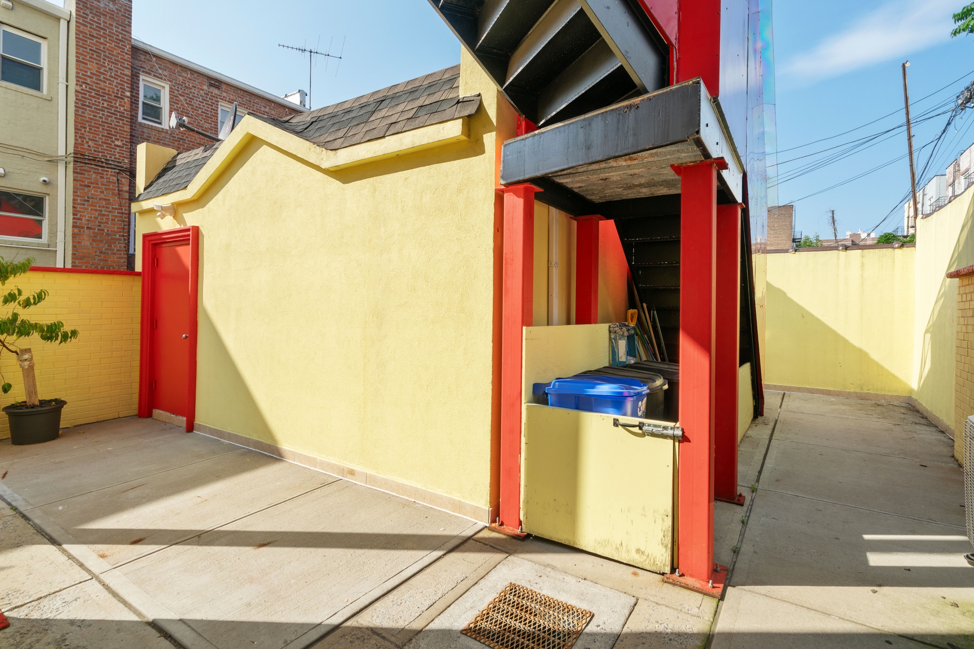 28-07 36th Avenue