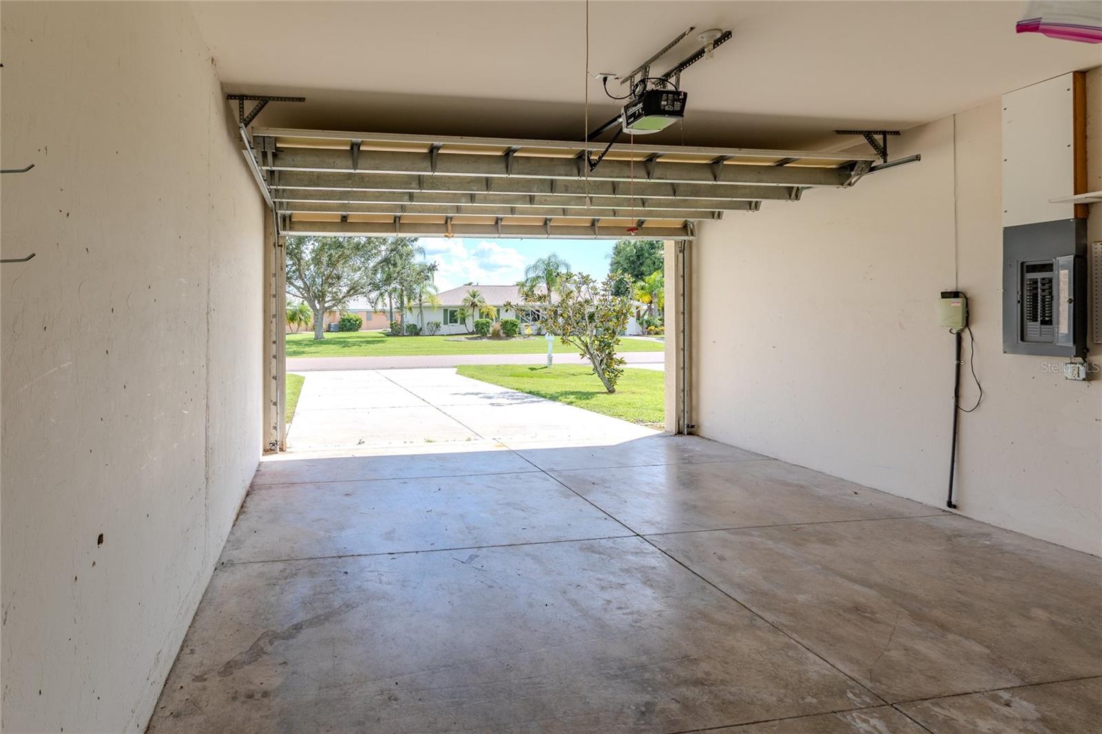 25206 NOCTURNE LN