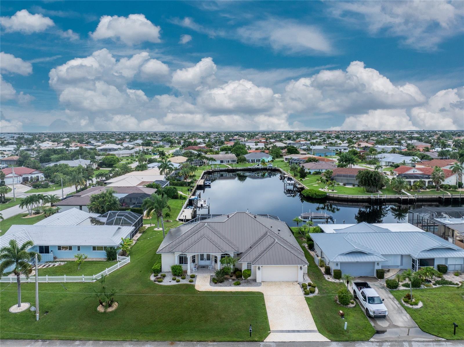 855 PAMELA DR