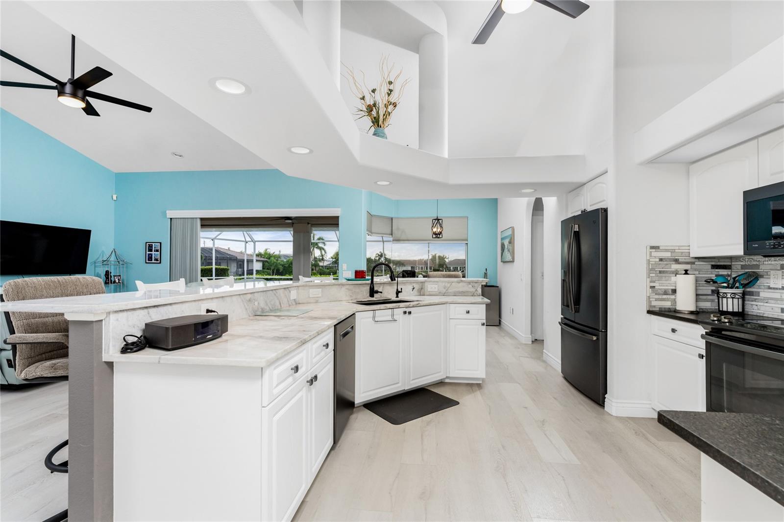 855 PAMELA DR