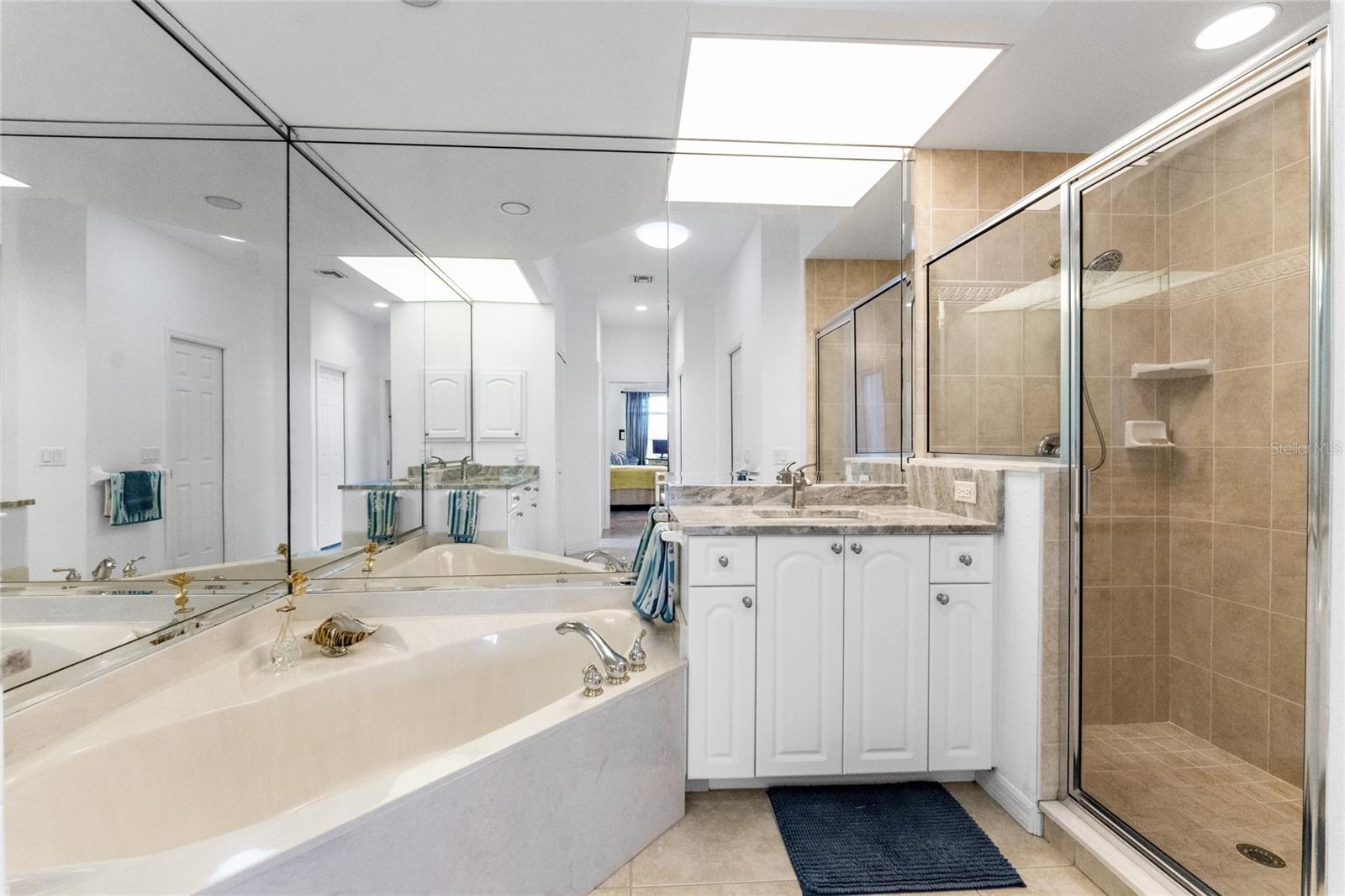 855 PAMELA DR