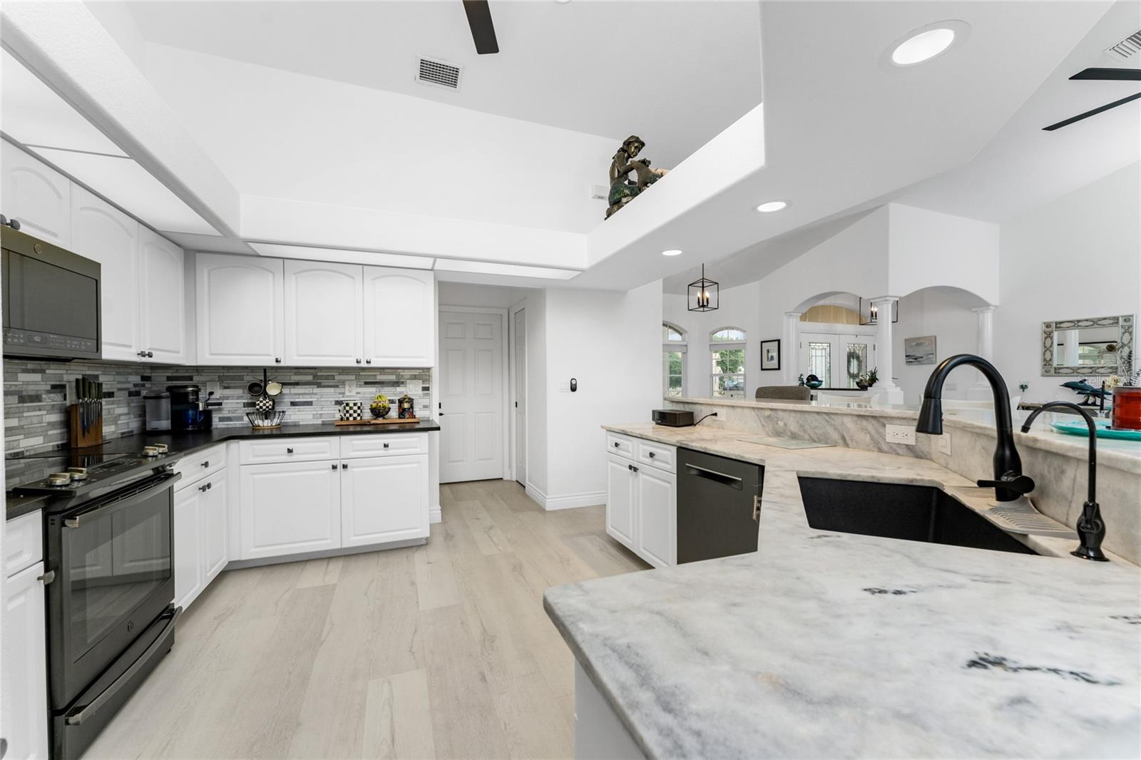 855 PAMELA DR