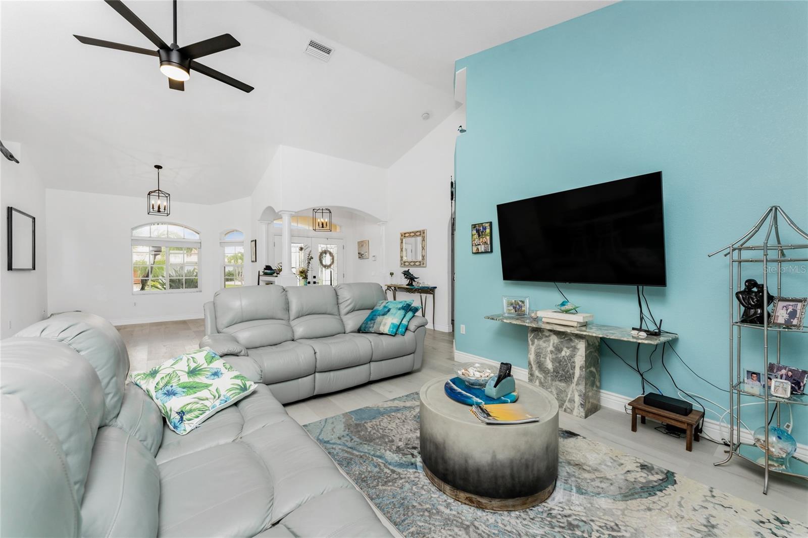 855 PAMELA DR