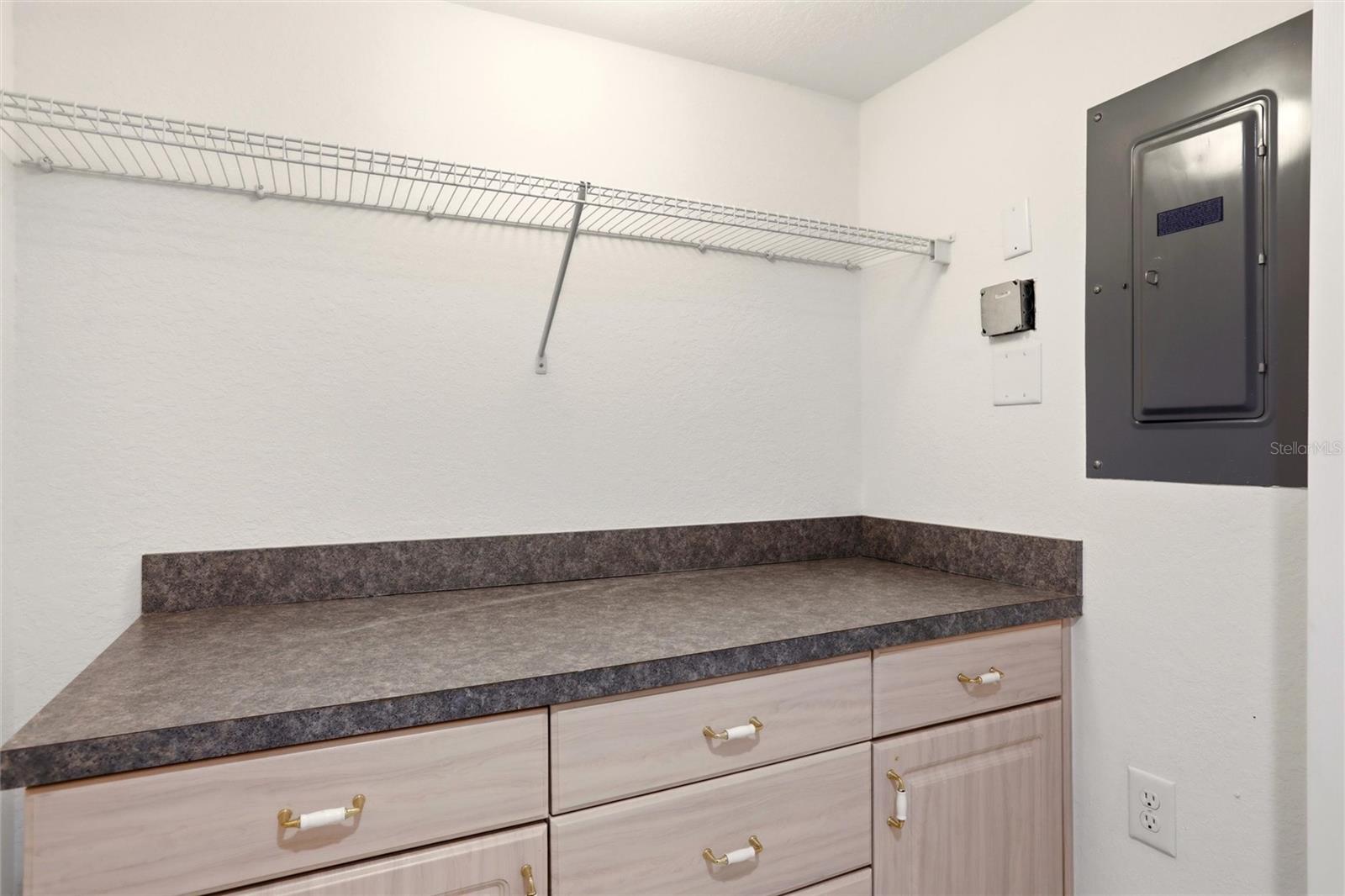 601 SHREVE ST #25A