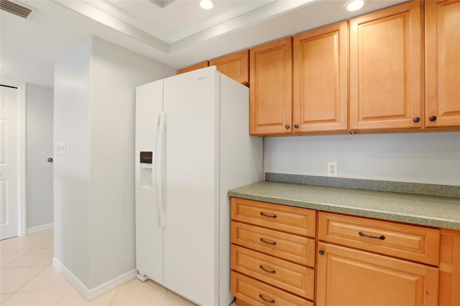 601 SHREVE ST #25A