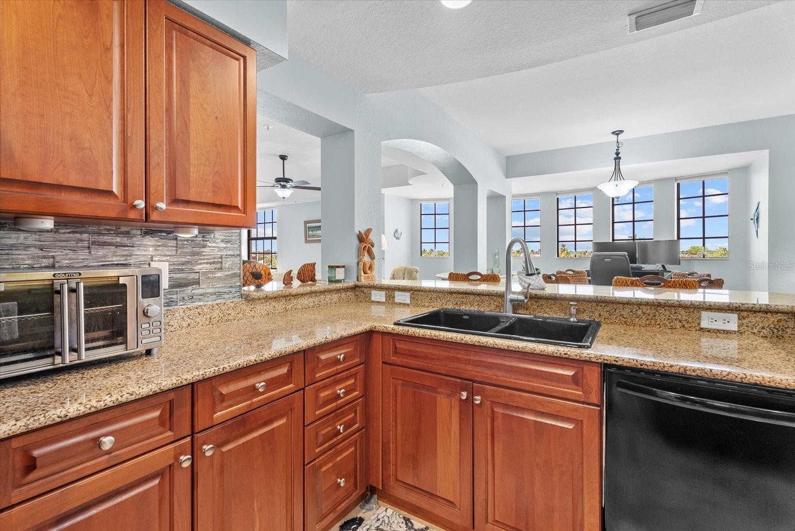 1349 AQUI ESTA DR #136