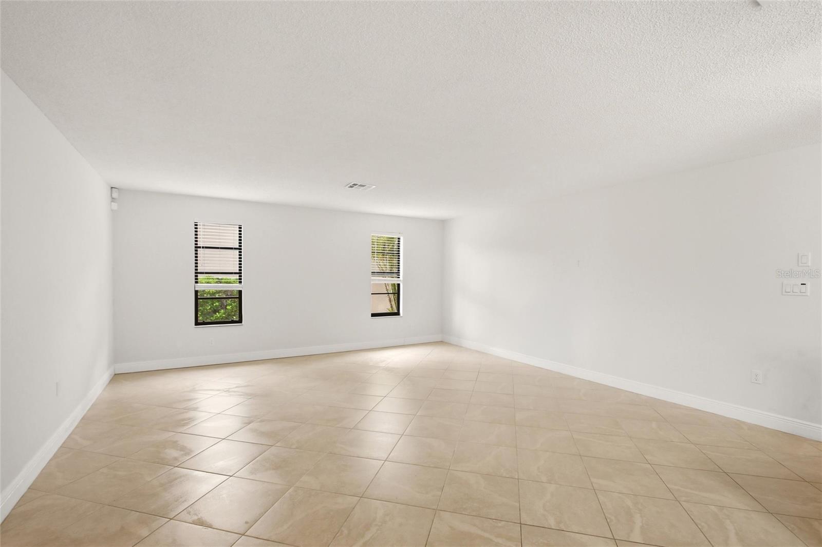 454 MONACO DR