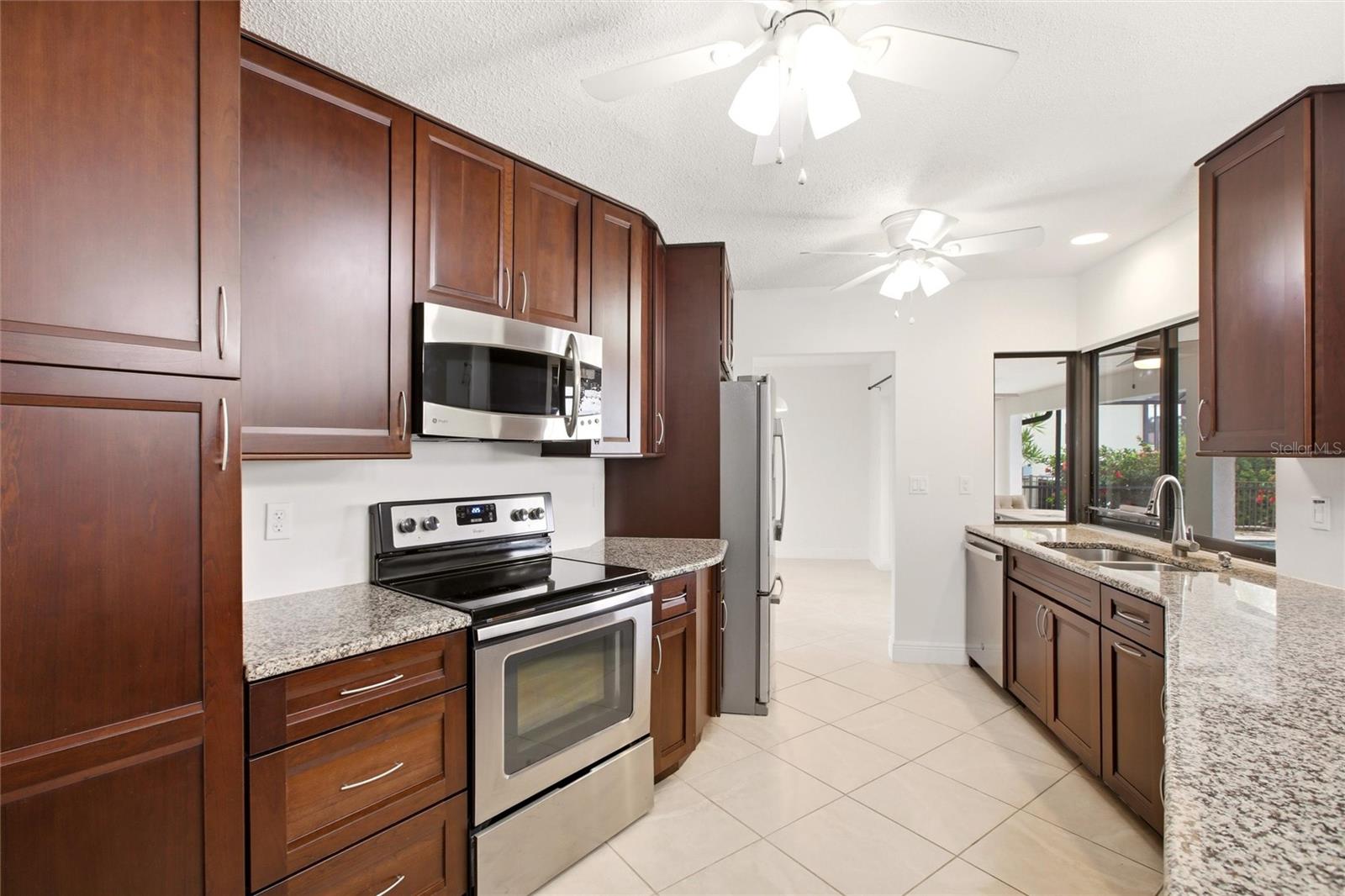 454 MONACO DR