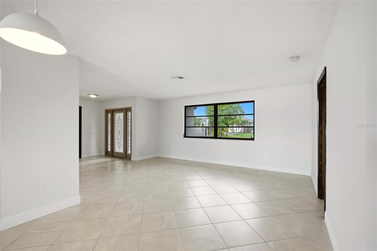 454 MONACO DR
