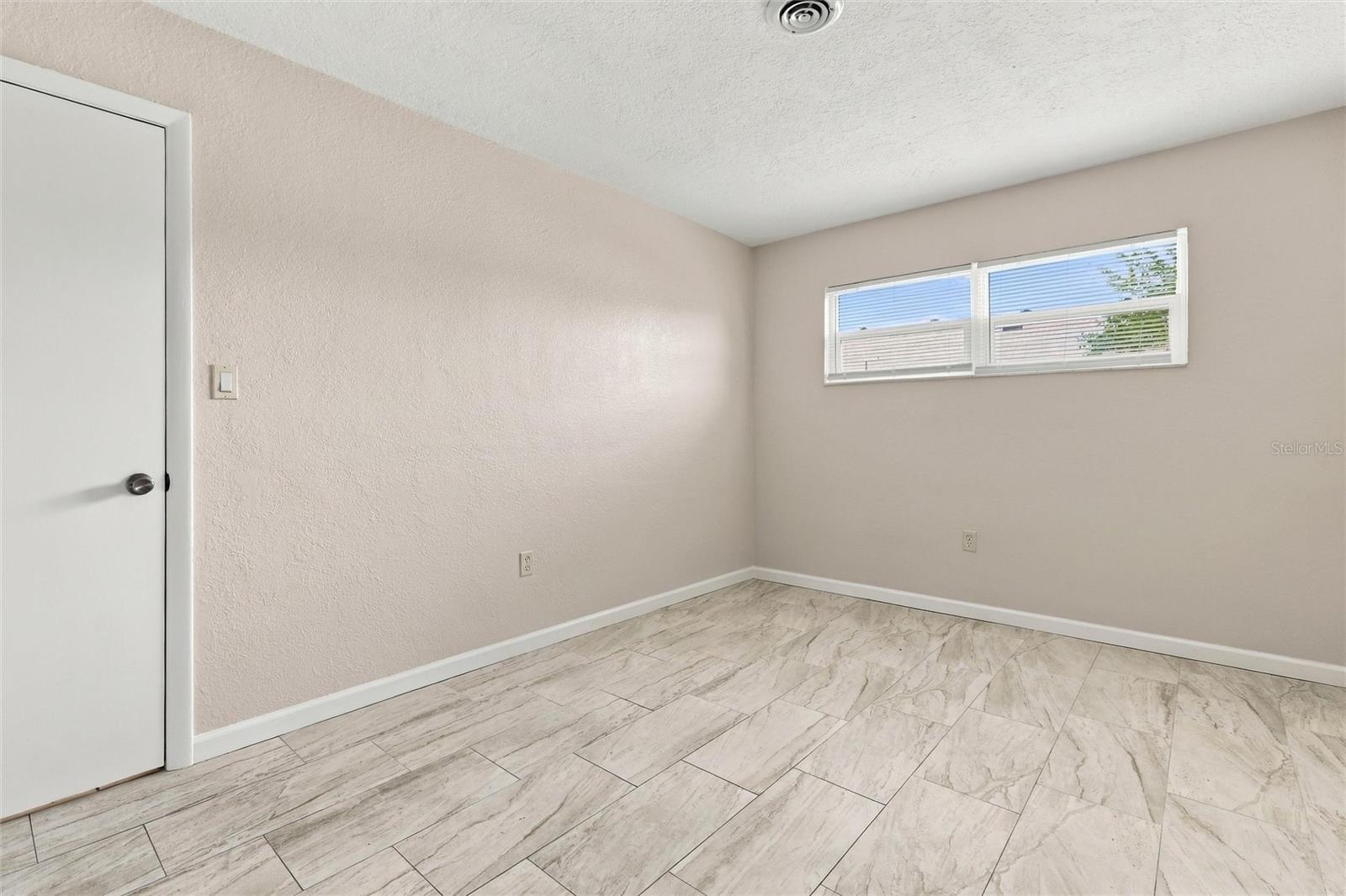27264 SUNNYBROOK RD