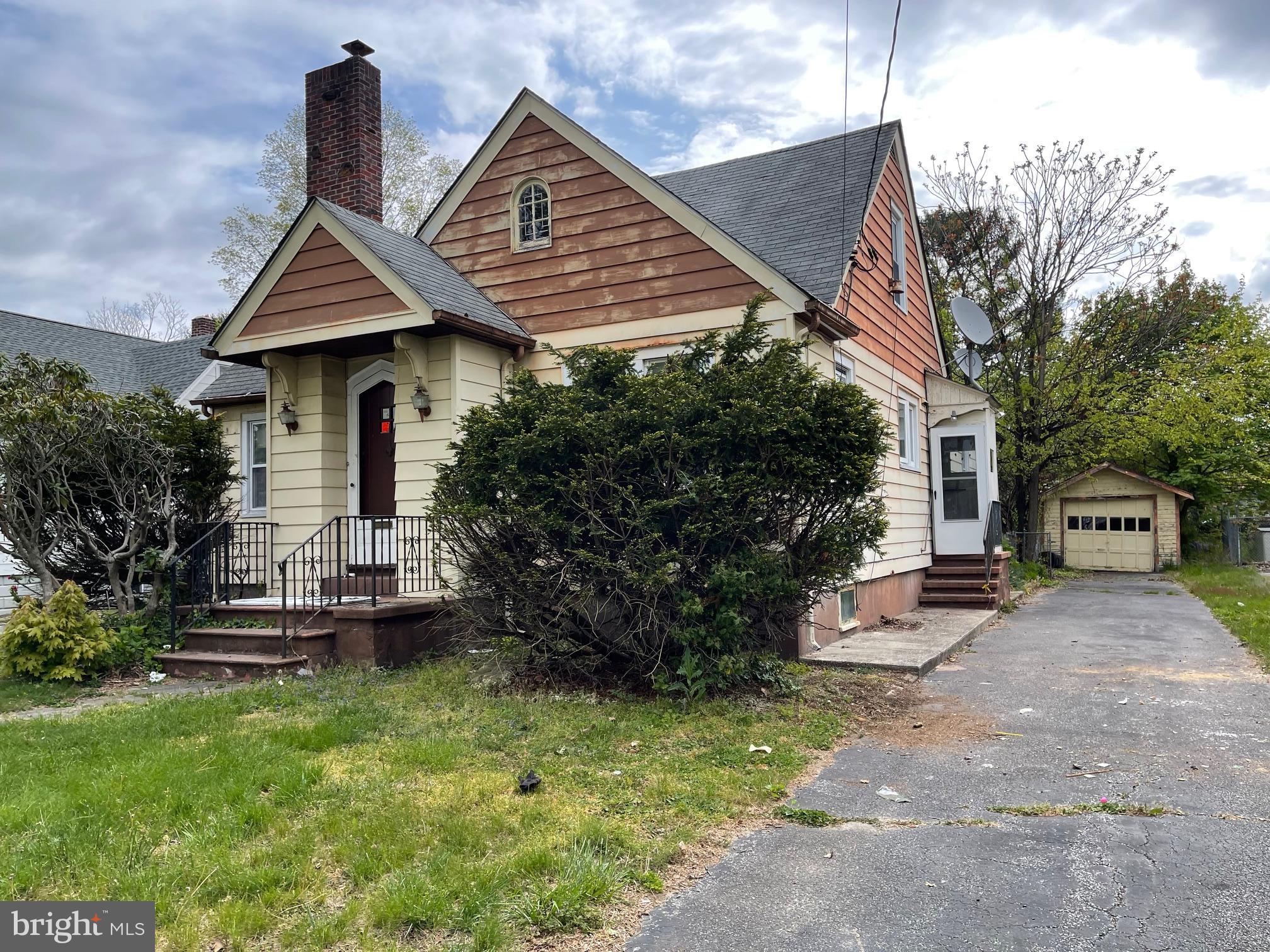 23 VICTORY AVENUE