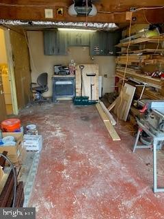 42 PENNSYLVANIA AVENUE