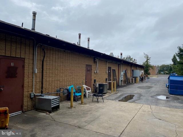 1227 BERLIN ROAD 3
