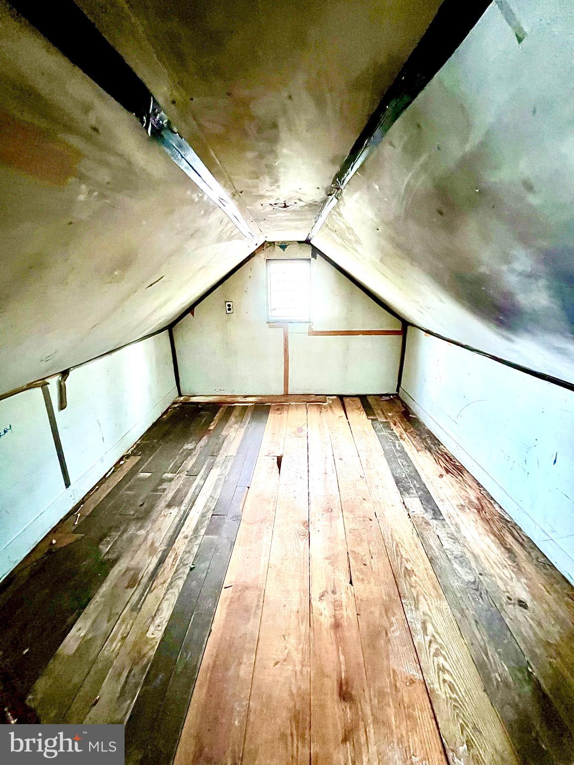 11 E ATLANTIC AVENUE