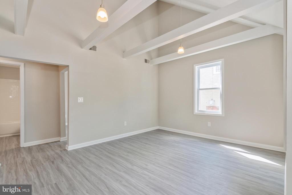113 FAIRVIEW AVENUE