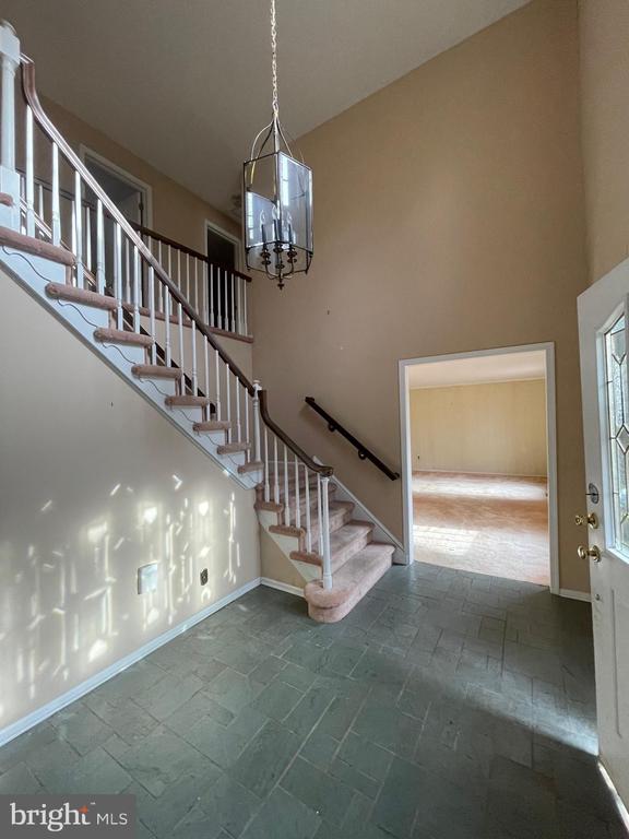 21 HOLLY OAK DRIVE