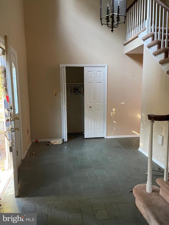 21 HOLLY OAK DRIVE