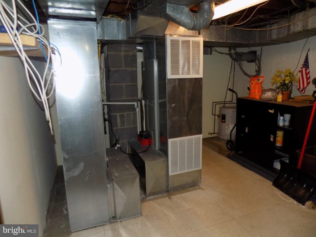 175 WHITE HORSE RD W