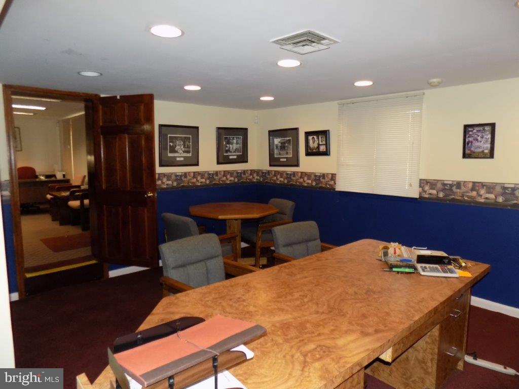 175 WHITE HORSE RD W