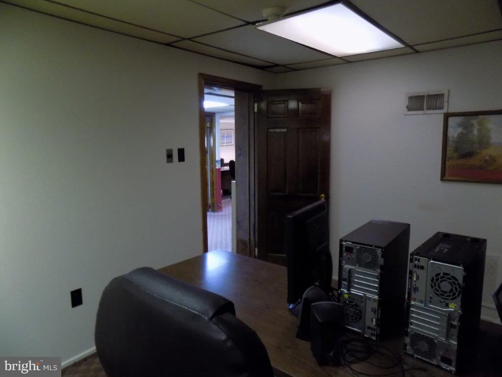 175 WHITE HORSE RD W