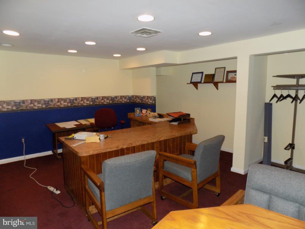 175 WHITE HORSE RD W