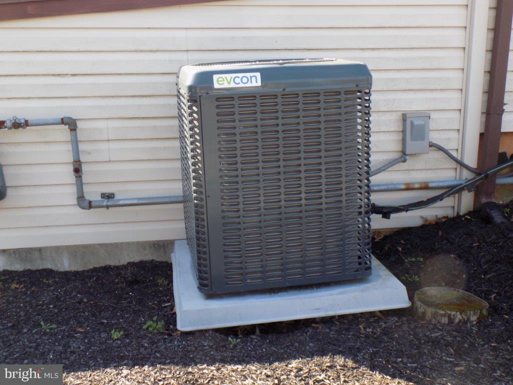 175 WHITE HORSE RD W