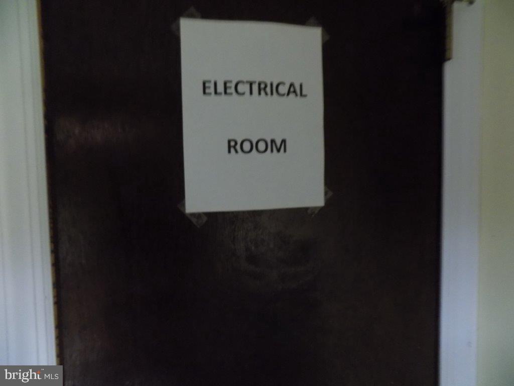 175 WHITE HORSE RD W