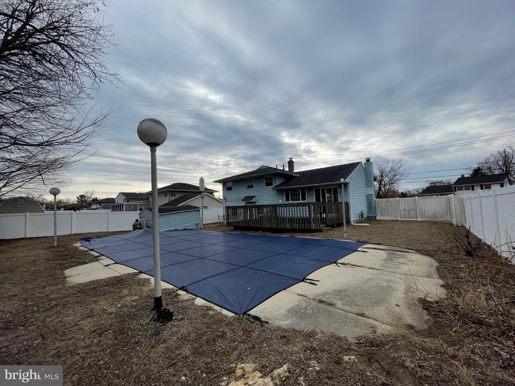 509 CECELIA DRIVE