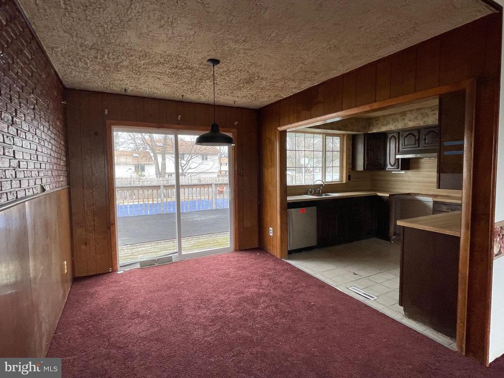 509 CECELIA DRIVE