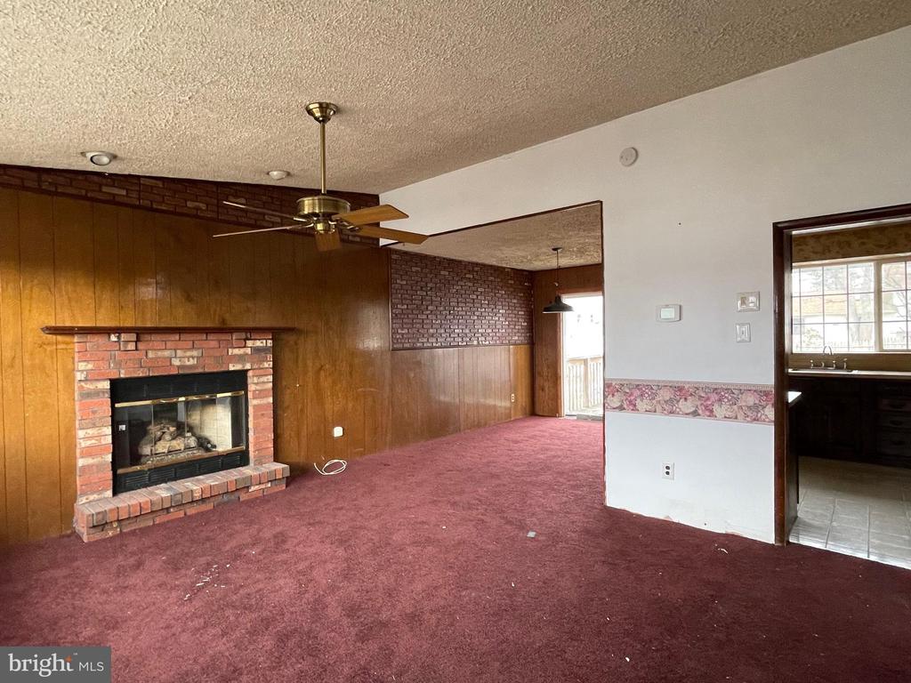 509 CECELIA DRIVE