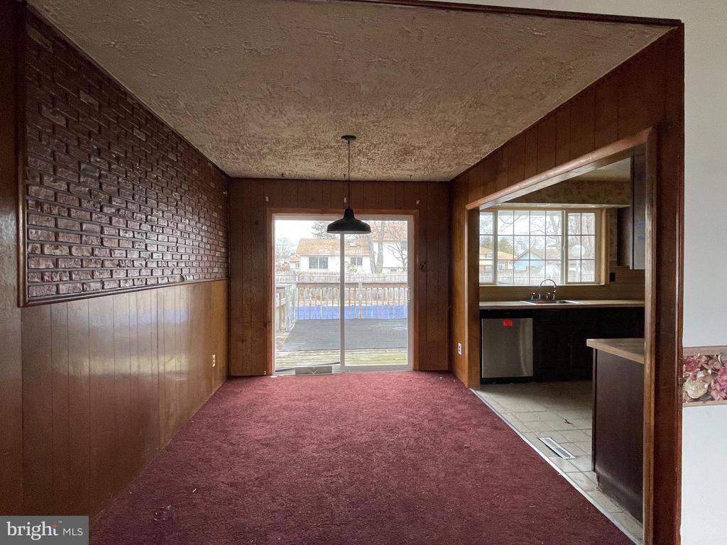 509 CECELIA DRIVE