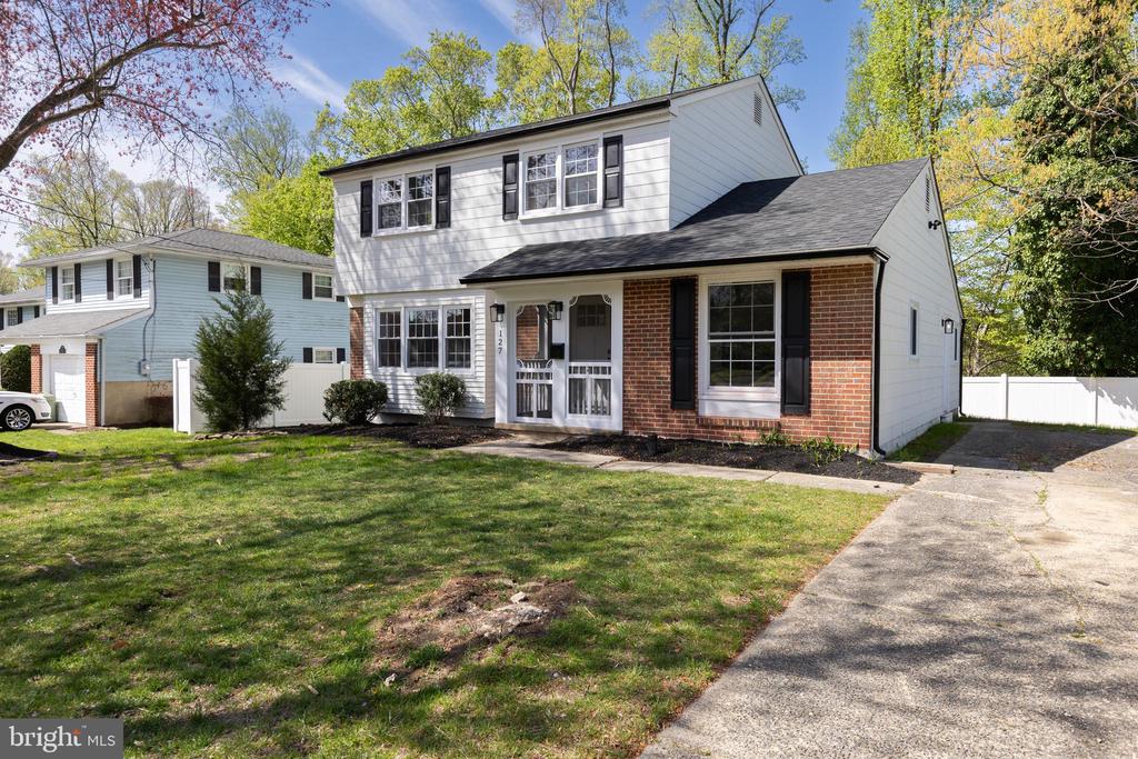 127 PARKVIEW ROAD