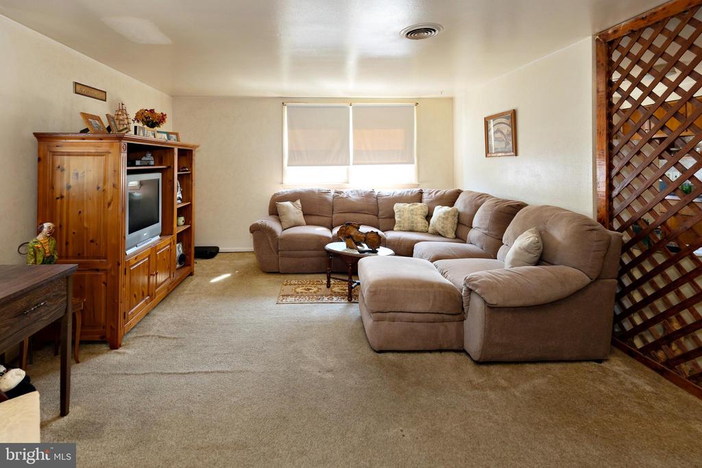 419 BLACK HORSE PIKE