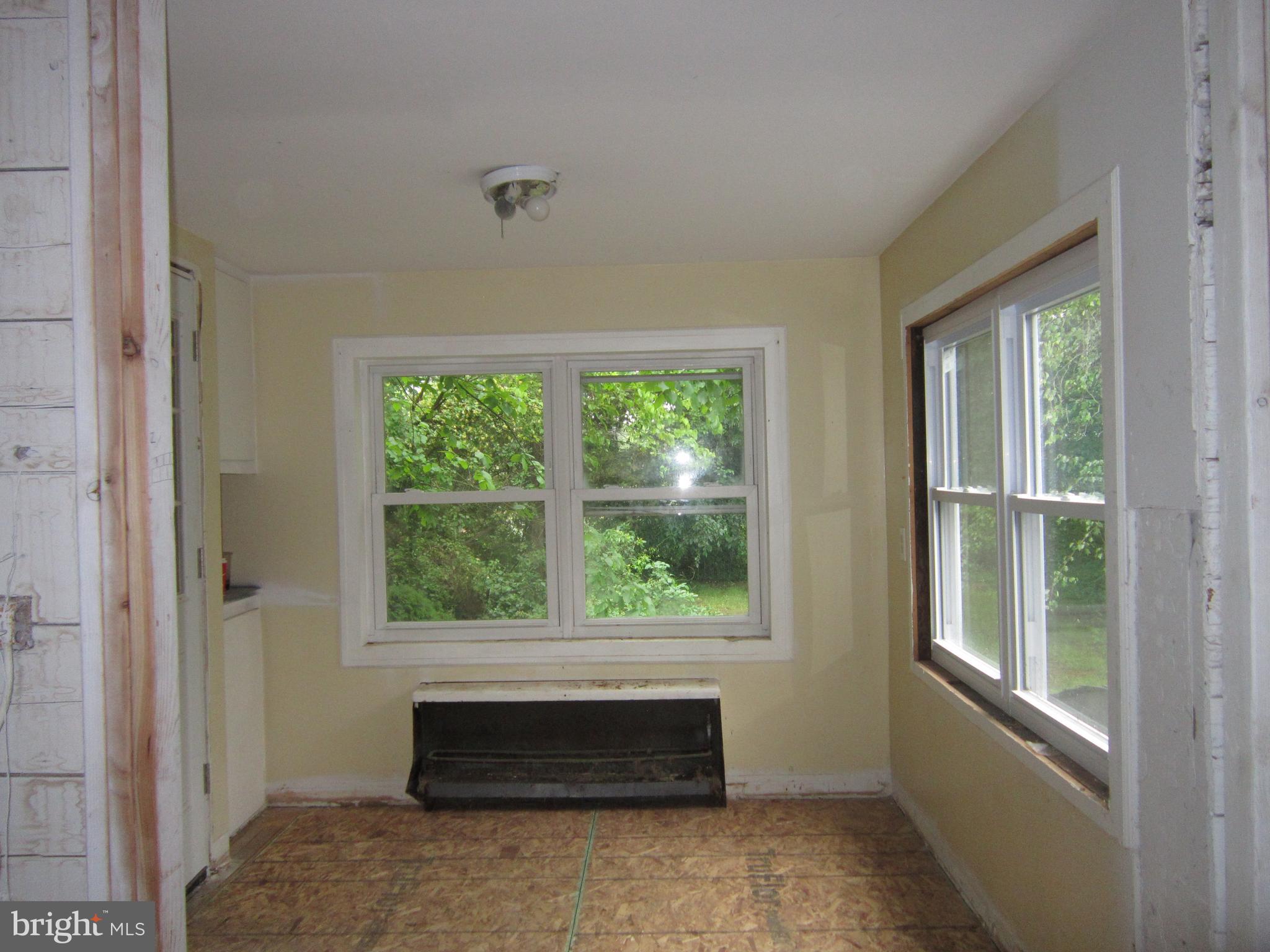 108 S BURNT MILL ROAD