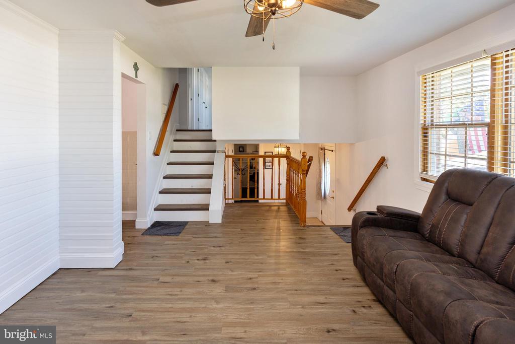 41 HOLLYOKE ROAD