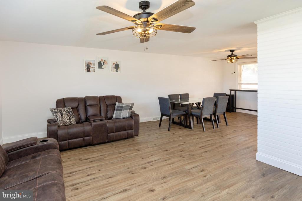 41 HOLLYOKE ROAD